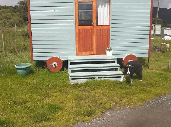 Croft Of Clune Shepherds Hut